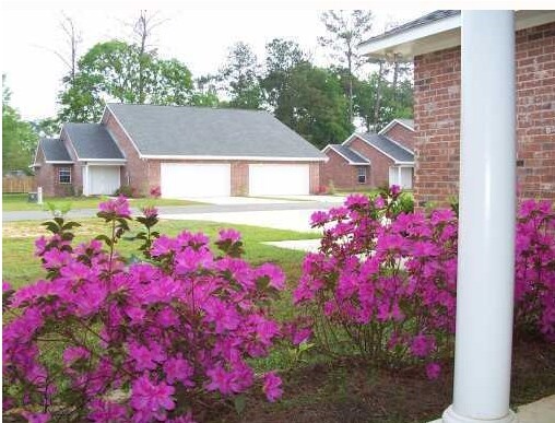 Primary Photo - East Gate Town Homes