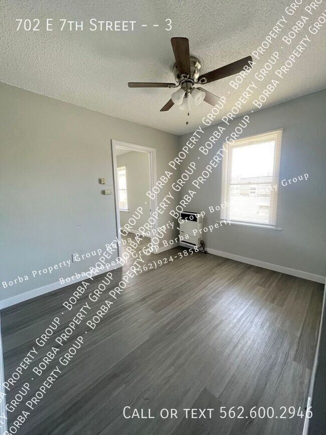 Foto del edificio - 702 E 7th St