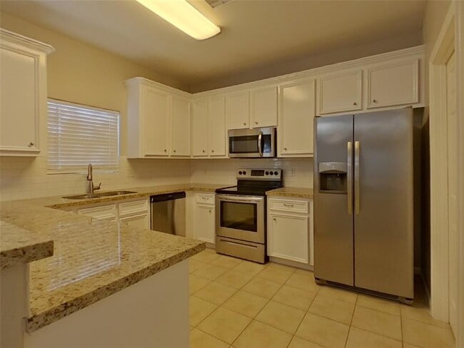 Building Photo - 10935 Mockingbird Pl
