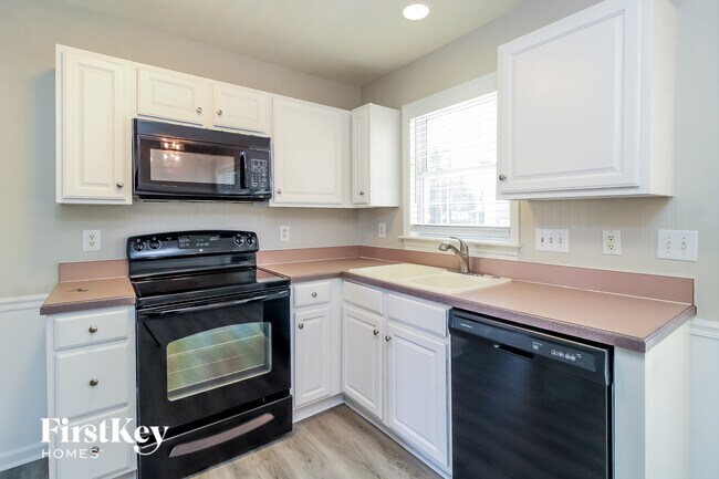 Building Photo - 1506 Glenn Meade Dr