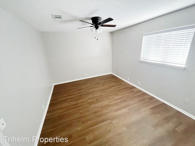Building Photo - 2 br, 1.5 bath House - 316 Lakebend Dr