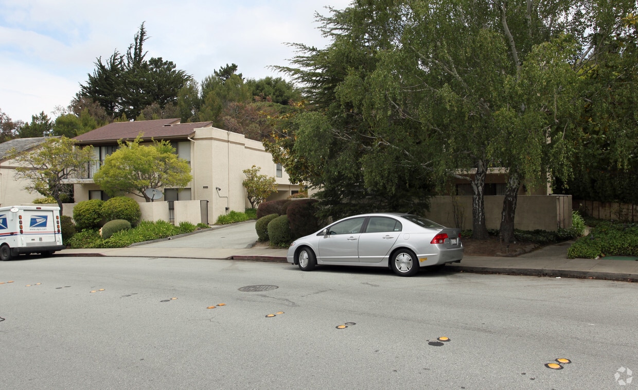 Primary Photo - 2015 Parrott Dr