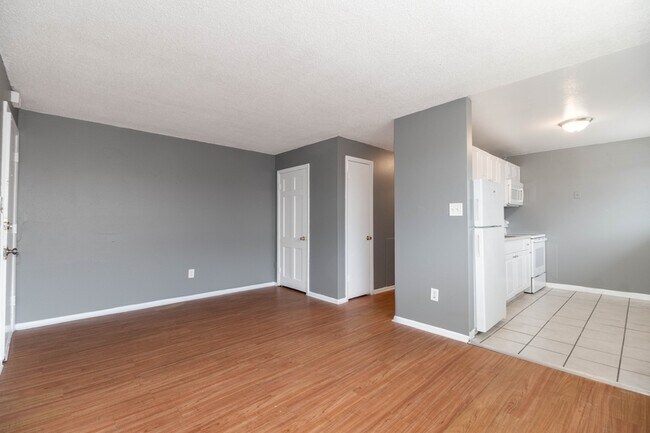 Foto del edificio - 1578 Macon St