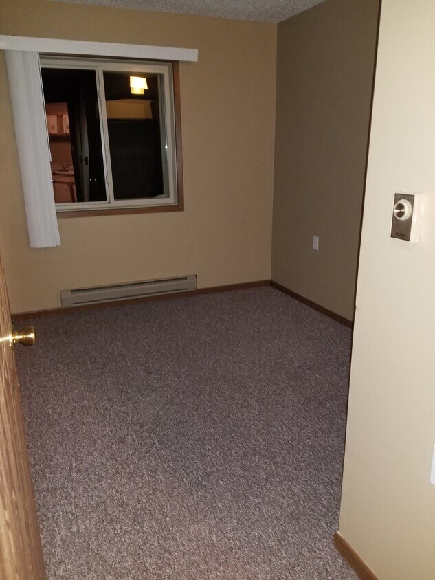 Foto principal - 704 E 18th St