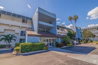 Building Photo - 5281 Isla Key Blvd S