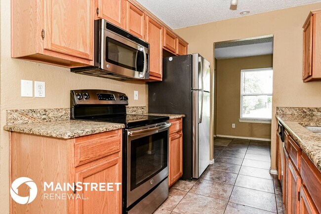 Foto del edificio - 4812 W Creek Rd