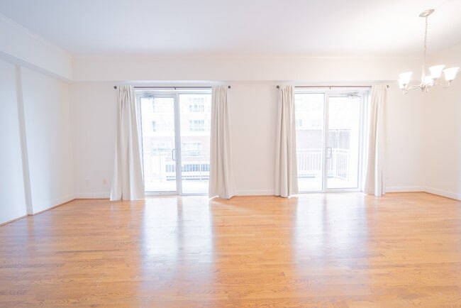 Foto del edificio - 2520 Robinhood St