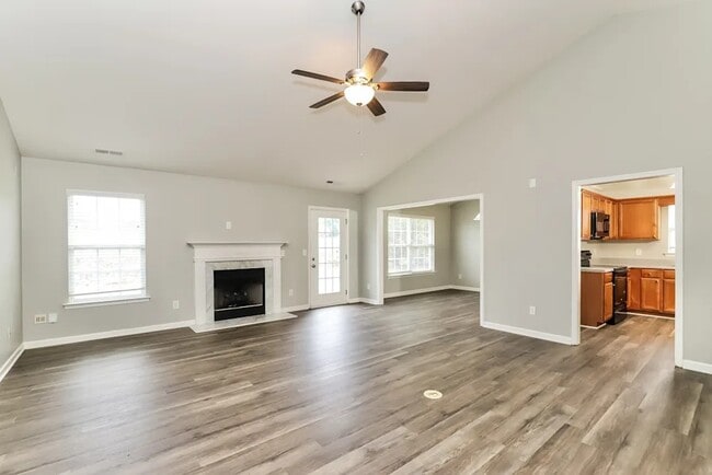 Building Photo - 2412 Pepperstone Dr