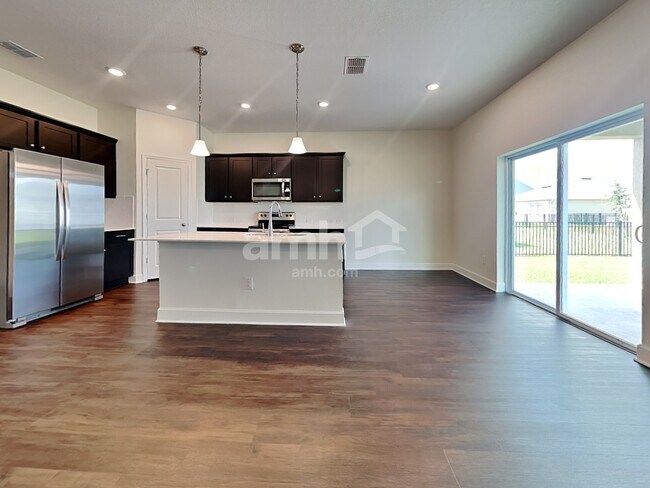 Building Photo - 33865 Widman Way