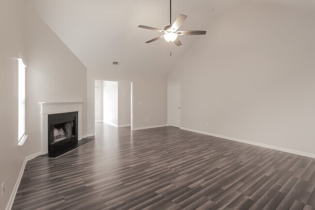 Building Photo - 5034 Acorn Forest Ln