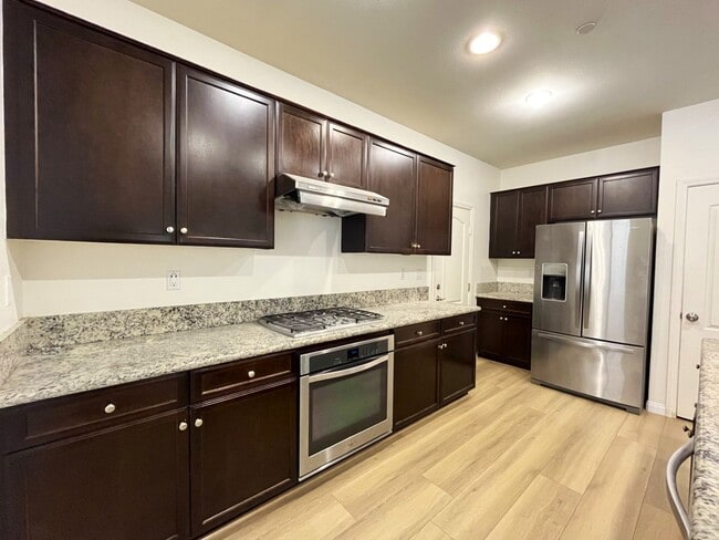Building Photo - 14601 Serenade Dr