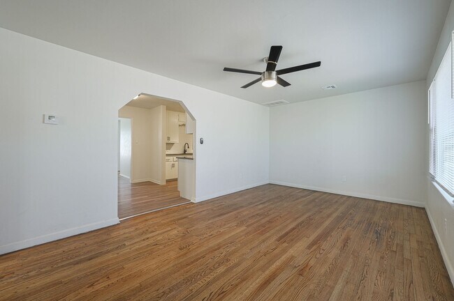 Foto del edificio - 5954 NW 35th St