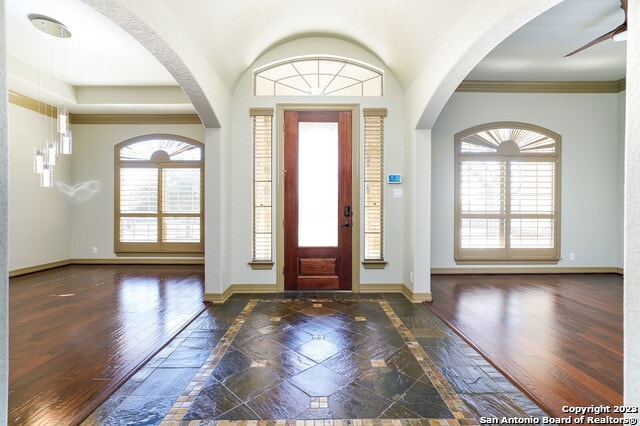 Building Photo - 9207 Cipriani Way