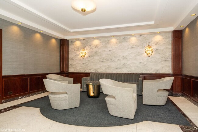 Building Photo - 1313 N Ritchie Ct