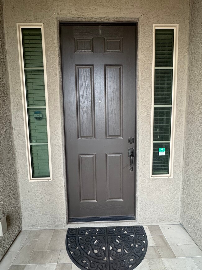 Building Photo - 4070 S Pearl Dr