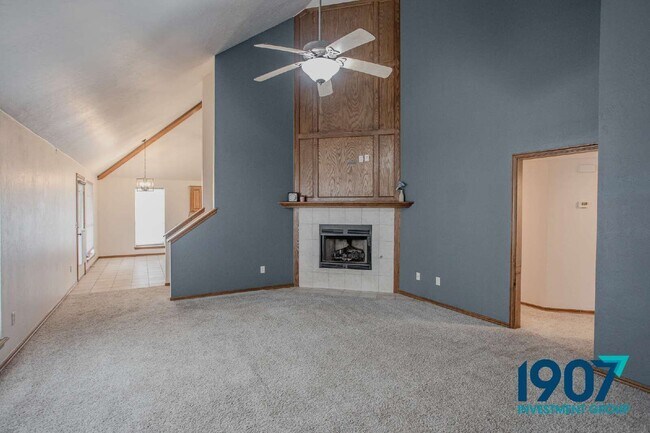 Building Photo - 2508 Tyler Ln