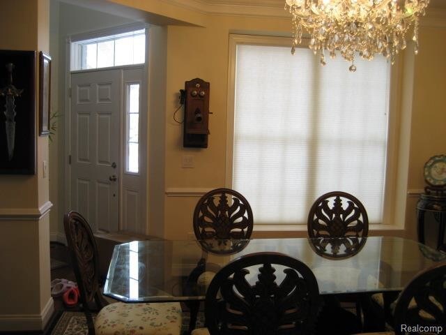 Foto del edificio - 44945 Broadmoor Cir S