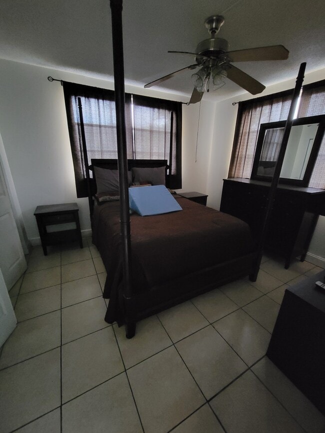 Foto del edificio - 5275 NW 10th Ct