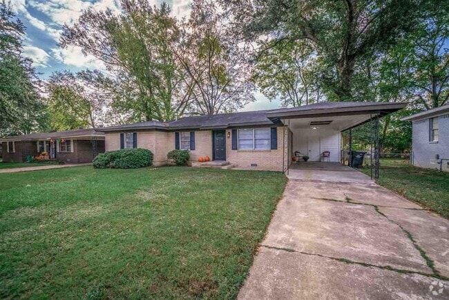 Building Photo - 812 Glencrest Ln