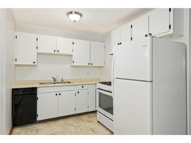 Cocina 2 - 15 Malcolm Ave SE