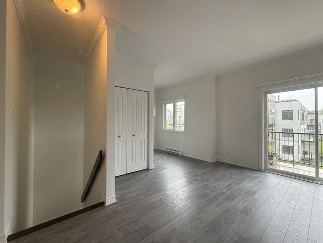 Building Photo - 25 Rue Arthur-Graveline