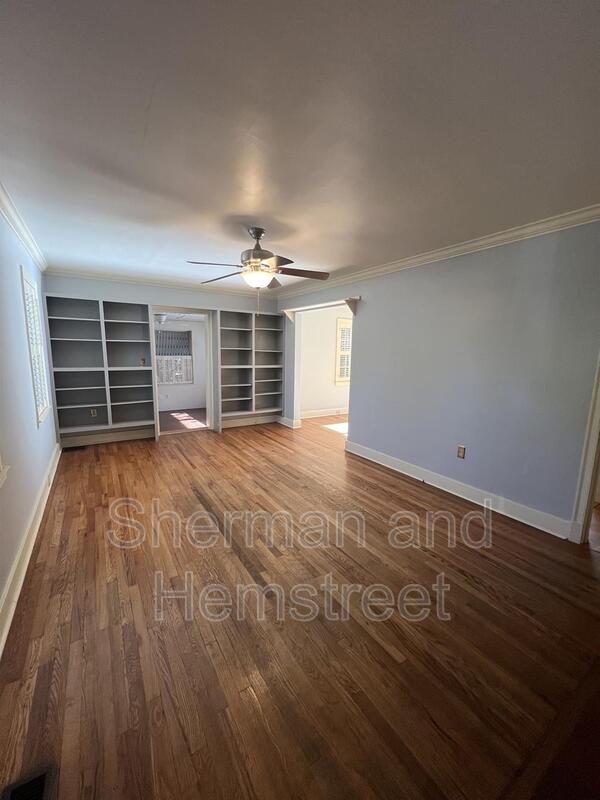 Foto del edificio - 2214 Kimberly Dr