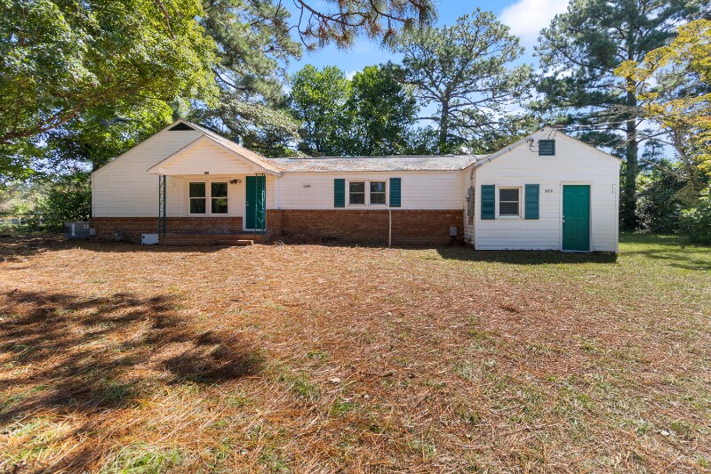 Primary Photo - 3915 Glenridge Rd