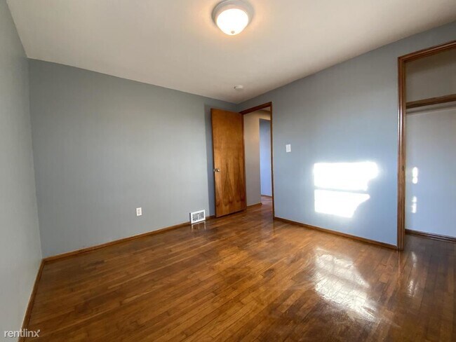Building Photo - 4 br, 2 bath House - 310 College Park Drive
