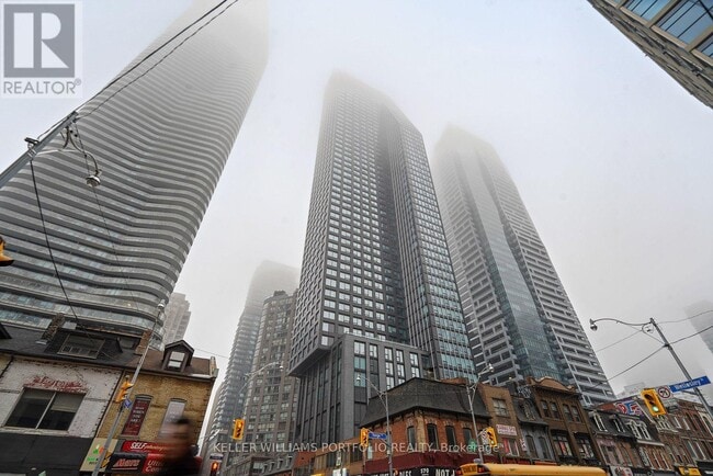 Building Photo - 8 Wellesley St W