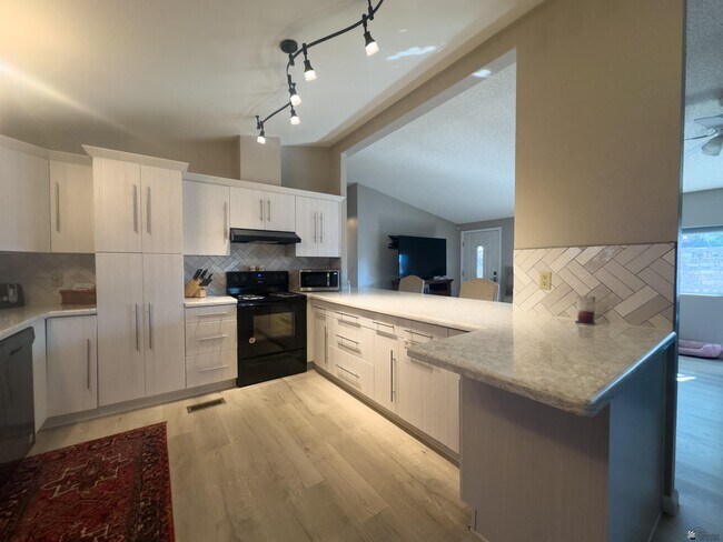 Foto del edificio - 13239 E 49th Dr