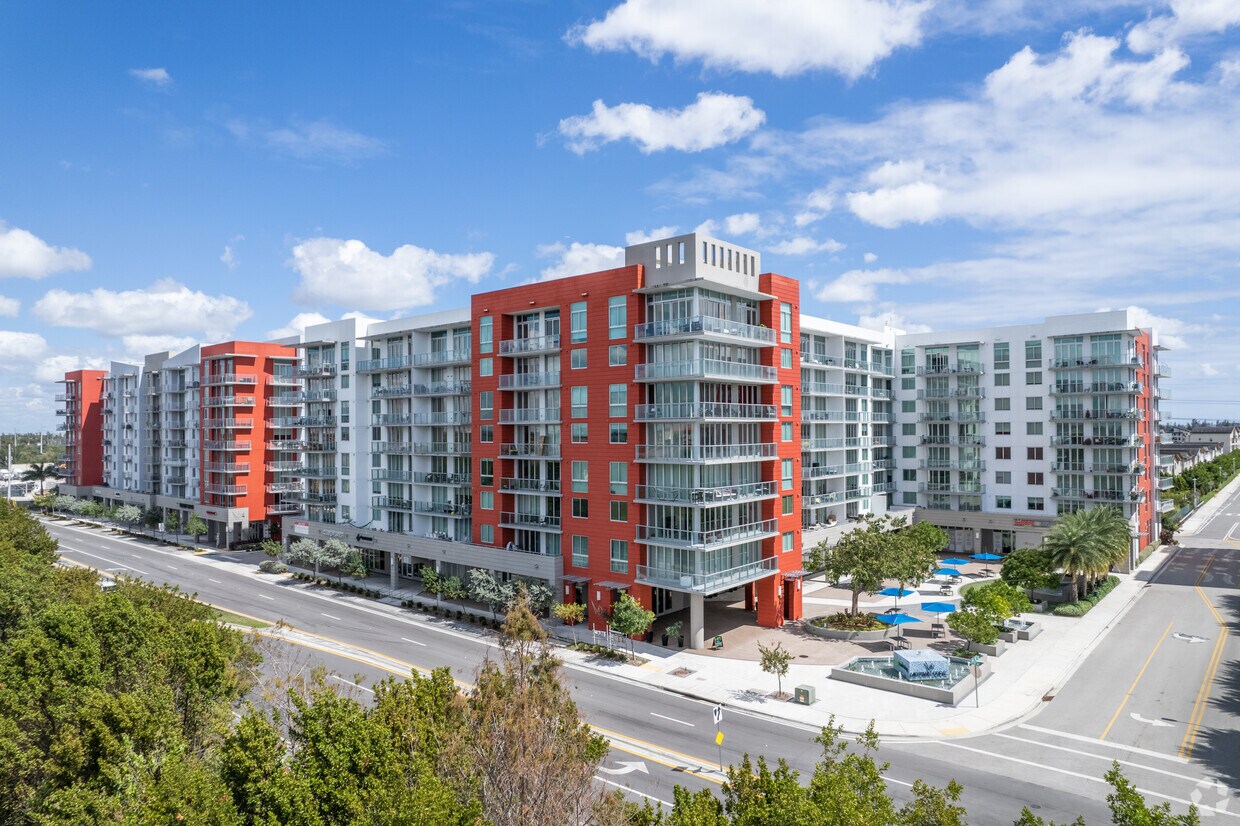 Primary Photo - Midtown Doral