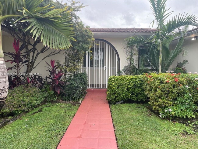 Foto del edificio - 10214 SW 8th Terrace