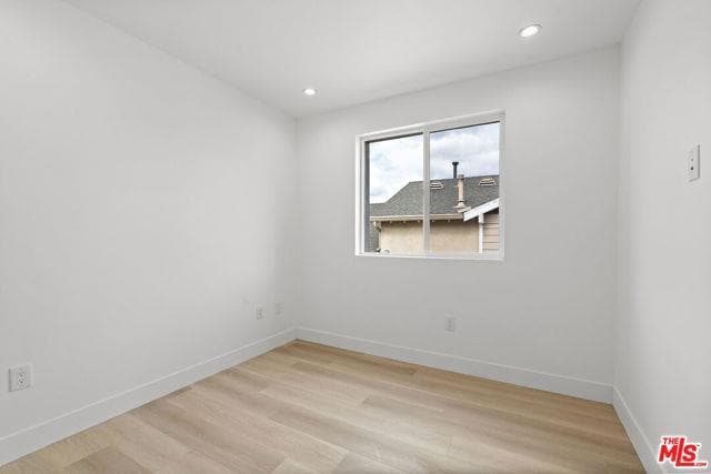 Building Photo - 10746 Hortense St