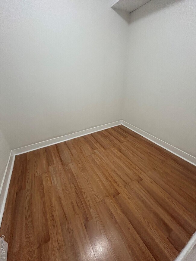 Foto del edificio - 144 Waverly St