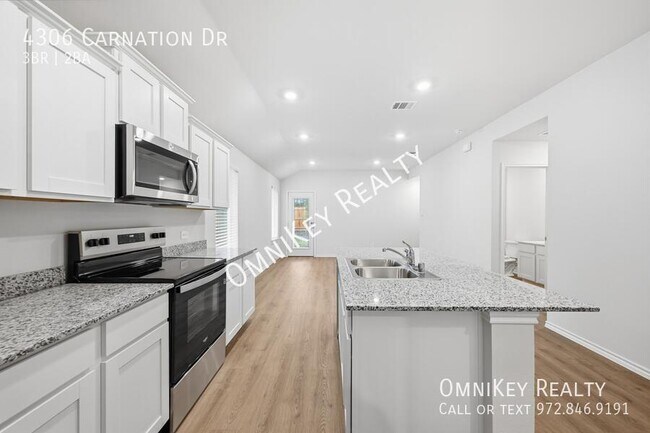 Foto del edificio - 4306 Carnation Dr