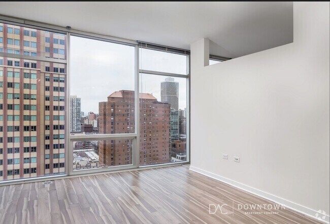 165 w superior st chicago