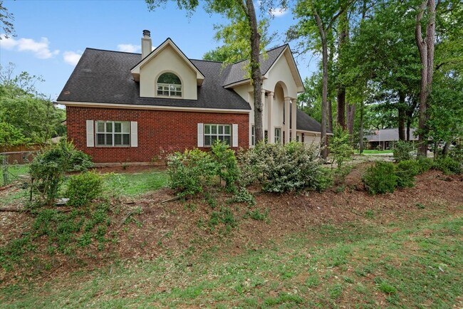 Foto del edificio - 14151 Buckingham Ln