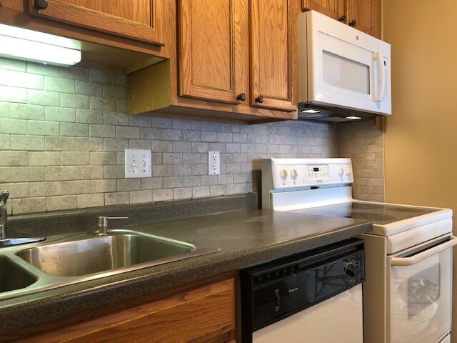 Foto principal - 4680 Tower St SE