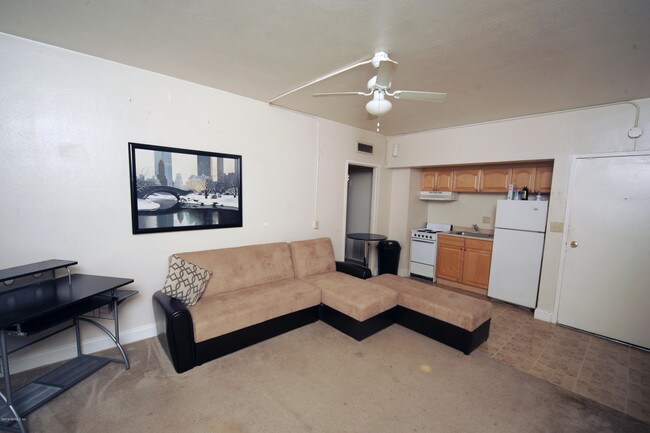Foto del edificio - 311 W Ashley St