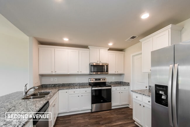 Building Photo - 1013 Sease Garden CT