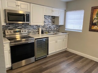 Foto del edificio - 11115 Hannaway Dr