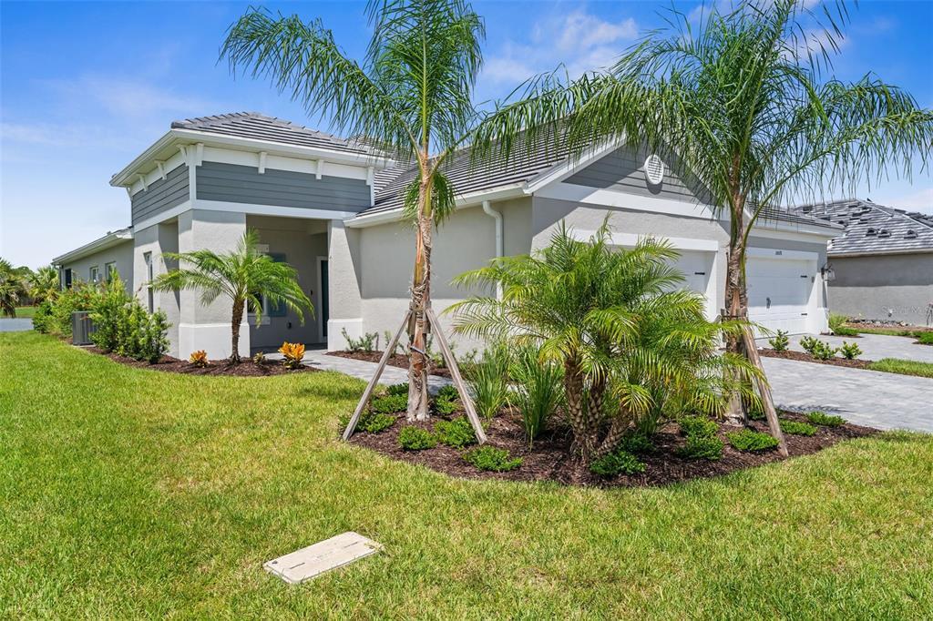 Primary Photo - 10072 Lake Wales Cir