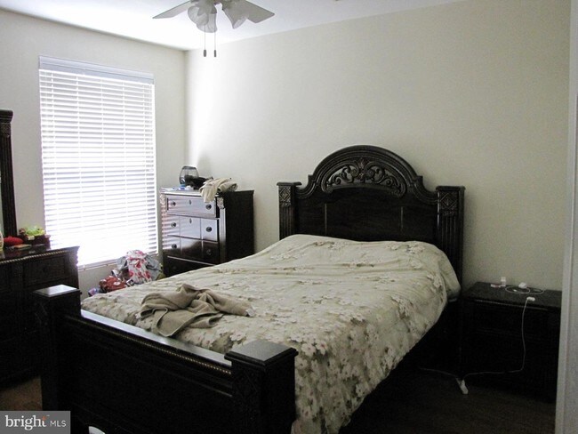 Foto del edificio - 20445 Chesapeake Square
