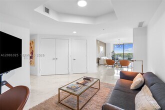 Building Photo - 17111 Biscayne Blvd