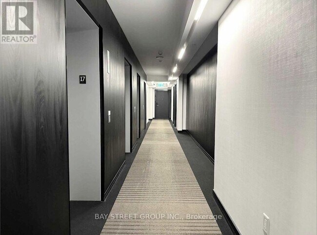 Building Photo - 77 Shuter St