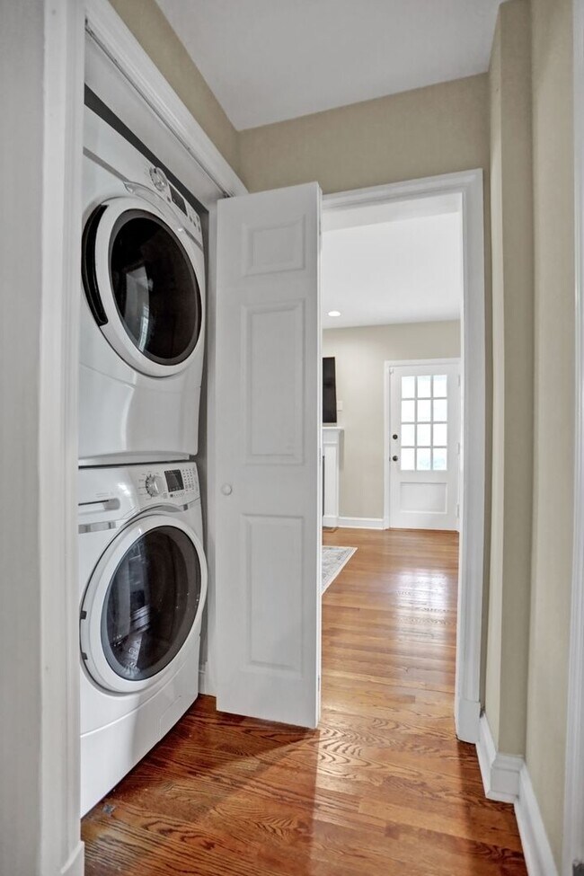 Foto del edificio - Beautiful Home in West Towson