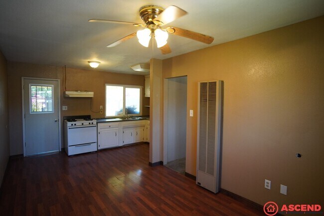 Foto del edificio - 3416 Parsley Ln