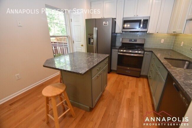 Foto del edificio - 8735 Thornbrook Dr