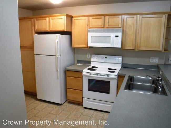 Building Photo - 3 br, 2.5 bath House - 4189 Geranium Loop NE