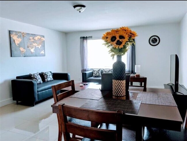 Foto del edificio - 1548 SW 5th Pl